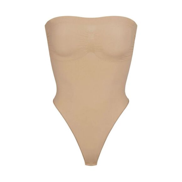 SKIMS Other - Skims Seamless Sculpt Strapless Thong Bodysuit In Clay Size S NWOT
